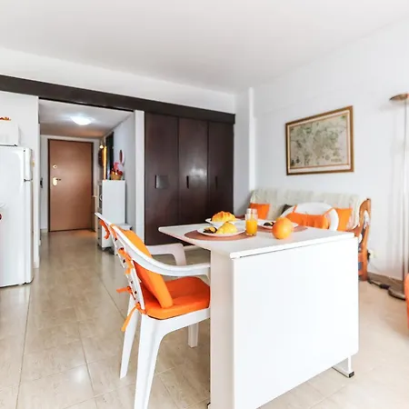 Vita Portucale ! Beach View アパート セシンブラ